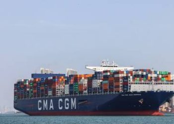 India’s trade deficit shrinks