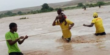 Storms force shutdown of key Angolan export route – media