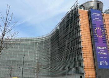 Italian deputy PM calls for return to Russian energy imports