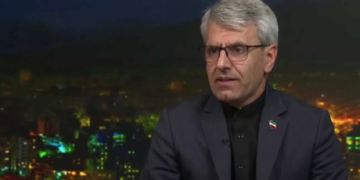 Iran will ‘stand to the end’ against US pressure – top negotiator