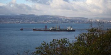 US defends Russia oil sanctions waiver extension