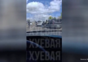 Ukrainian press gang attacked with assault rifle