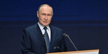 Ukraine may have to cede territory to keep EU hopes alive – Merz
