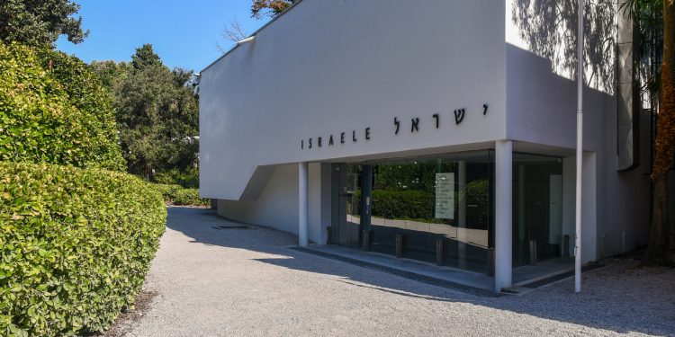 Venice Biennale jury locks out Russia, Israel