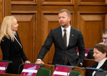 EU state revokes mandate of local MP prosecuted for speaking Russian