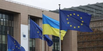 Russian court orders Euroclear to pay €200 billion