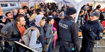 Germany considering paying Syrians $9,300 to return home – media