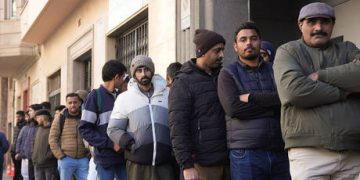 Italian deputy PM wants to swap migrants for children