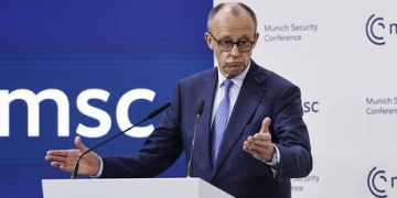 Merz proposes limited EU status for Ukraine – media