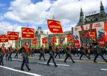 Ukrainian drone strike kills 5 civilians in Crimea – governor
