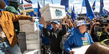 Oil-rich province to vote on leaving Canada