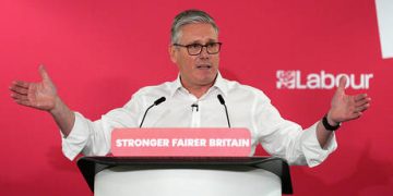 Starmer’s party is dying, and hallucinating mad political gambits in its death throes