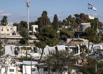 Israeli forces storm Gaza-bound aid flotilla