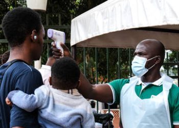 Ebola ‘does not respect borders’ – South African leader