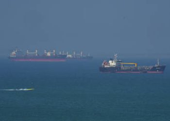 UK job losses hit five-year high amid Iran war