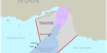 Inside Hormuz: RT gets rare look at gridlock in vital shipping lane (VIDEO)
