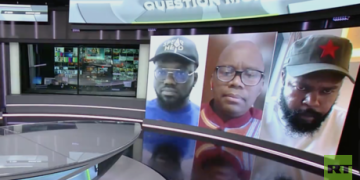 South African opposition leader defends migrants