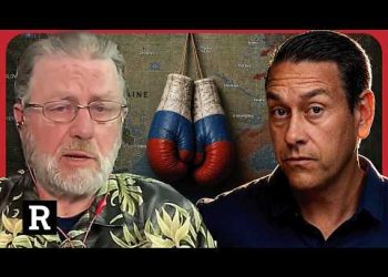 “Putin’s gloves are off and he’s not bluffing” Ex-CIA Agent Larry Johnson on Russia’s next move