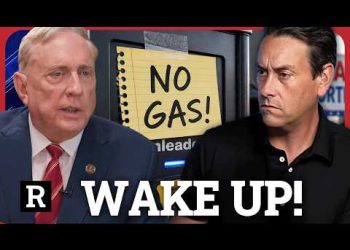 “Americans need to wake up right now, we are close to economic catastrophe” Col. Macgregor