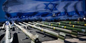 Democrats want Trump to lift lid on Israeli nukes