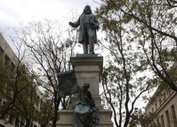 Activists push for return of US monuments removed during BLM ‘statue wars’ – WSJ