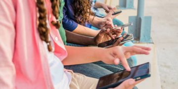 Meta accused of profiting from scams targeting US retirees