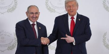 EU pledges €50 million to Armenian leader ahead of key election