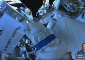 NASA crew takes cover while Russian cosmonauts fix ISS leak