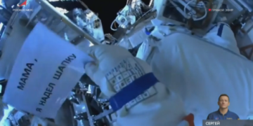 NASA crew takes cover while Russian cosmonauts fix ISS leak