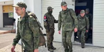 Russia and Ukraine exchange 160 POWs – MOD