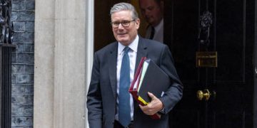 Is the UK heading into a government crisis?