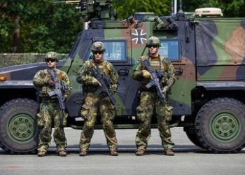 Only 530 young Germans volunteer to join military