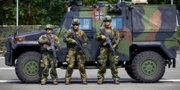 Only 530 young Germans volunteer to join military