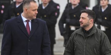 Poles’ dislike of Zelensky on the rise over Nazi scandal – poll