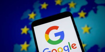 EU squeezes another $1 billion out of Google