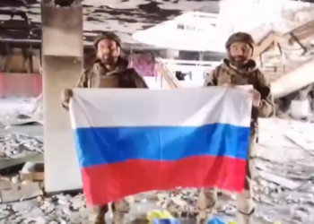 Ukrainian troops caught in botched PR stunt in Konstantinovka (VIDEO)