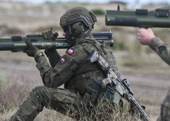 France seeks to cash in on weapons for Ukraine (VIDEO)
