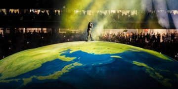 Kanye West to perform in Russia after European concert cancellations