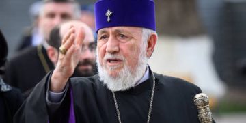 Armenian Church leader faces historic trial amid feud with pro-Western PM (VIDEO)