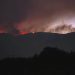 Two helicopters collide while battling wildfires (VIDEOS)
