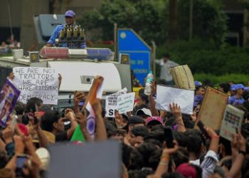 Indian lawmakers demand apology from Zuckerberg – media