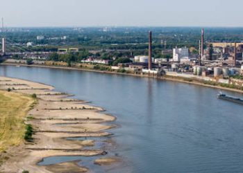 Romania shuts down its only nuclear power plant