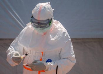 Unpaid health workers desert Ebola facilities in DR Congo