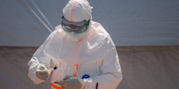 Unpaid health workers desert Ebola facilities in DR Congo