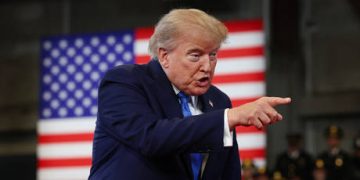 Pentagon fires Stars and Stripes chiefs after censorship row