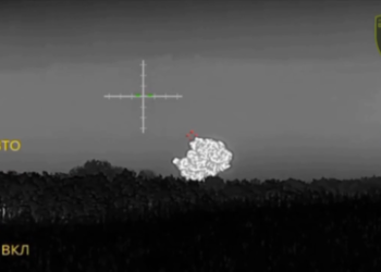 Russia hits Ukrainian cruise missile launch site – MOD (VIDEO)