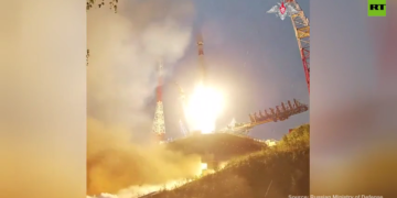 Russia launches new military spacecraft (VIDEO)