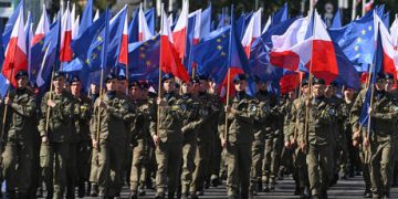 ‘Let’s stop being suckers for Ukraine’ – Polish MEP