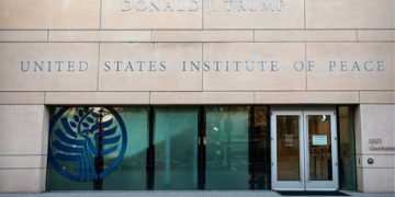 Kennedy center near bankruptcy without Trump’s name on facade – WaPo