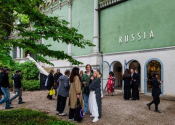 Venice Biennale chief defends Russian pavilion return